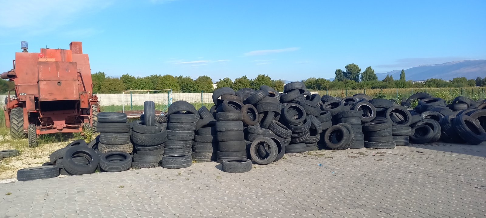 Отпадни гуми